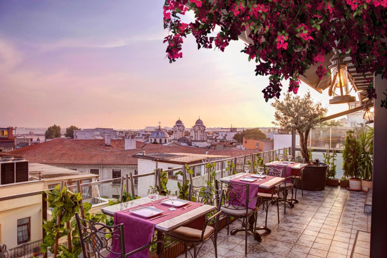 Otel Skalion & 4*