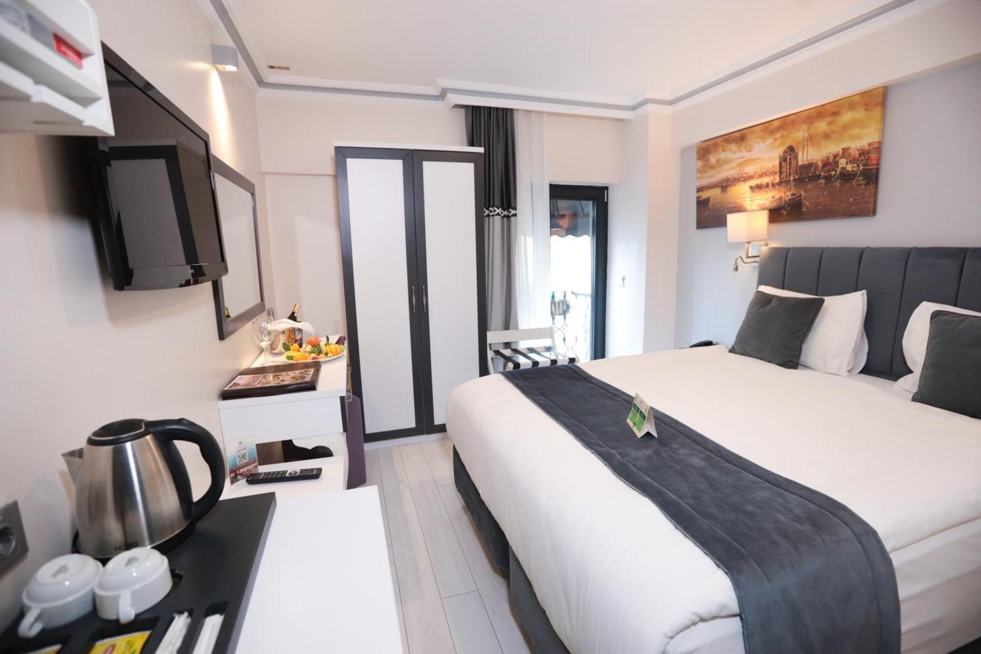 Skalion & 4* İstanbul